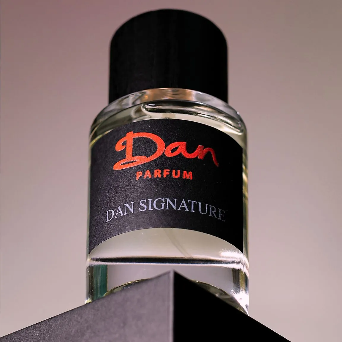 Dan Signature